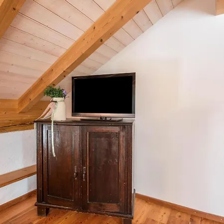 Ferienwohnung Dachstuberl Apartmán Seeshaupt