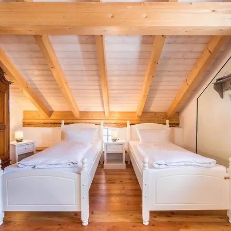 Ferienwohnung Dachstuberl Apartmán *